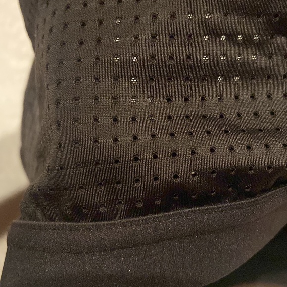 Victoria Sport Size 36C Lightweight Black Sport Bra - Picture 9 of 10